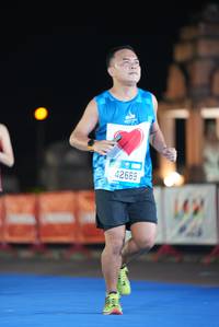 BIB: 42669
                            <button type="button" onclick="openModal(19757824)" class="btn btn-primary btn-sm float-right btn-popup" data-toggle="modal" data-target=".modal-high-quality">
                        <i class="fas fa-shopping-cart"></i> Add to Cart
                    </button>
                                            <button type="button" onclick="isThisMe(19757824, true)" class="btn btn-success btn-sm float-right btn-popup btn-isme hidden" data-toggle="tooltip" data-placement="bottom" title="นี่คือรูปของคุณใช่ไหม คลิกที่นี่เพื่อเอาเข้าอัลบั้ม">
                        <i class="fas fa-plus"></i> Add to album
                    </button>
                    <button type="button" onclick="isThisMe(19757824, false)" class="btn btn-warning btn-sm float-right btn-popup btn-isnotme hidden">
                        <i class="fas fa-ban"></i> Remove from album
                    </button>